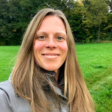 ANJA KIPER